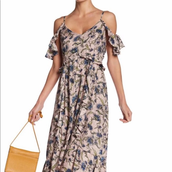 Jessica Simpson Dresses & Skirts - Jessica Simpson - High/Low Dress - XL